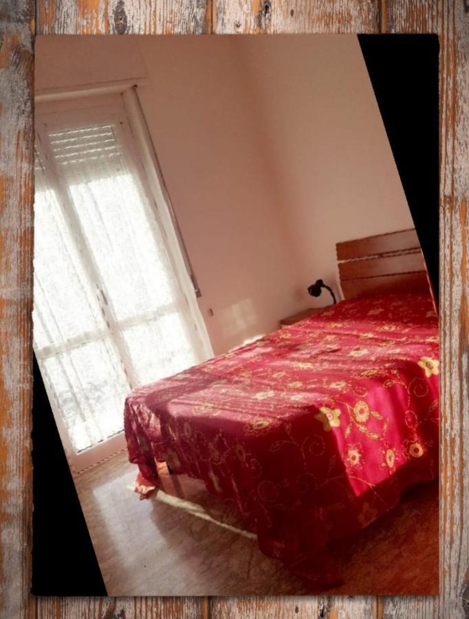Apartamento Albenga Sul Mare Famiglie Ed Amici Fino 10 Posti Exterior foto